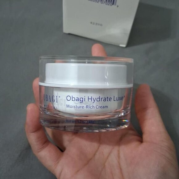 Obagi Hydrate Luxe® – Intense Moisture Cream 48g (1.7 oz) - Picture 1 of 6